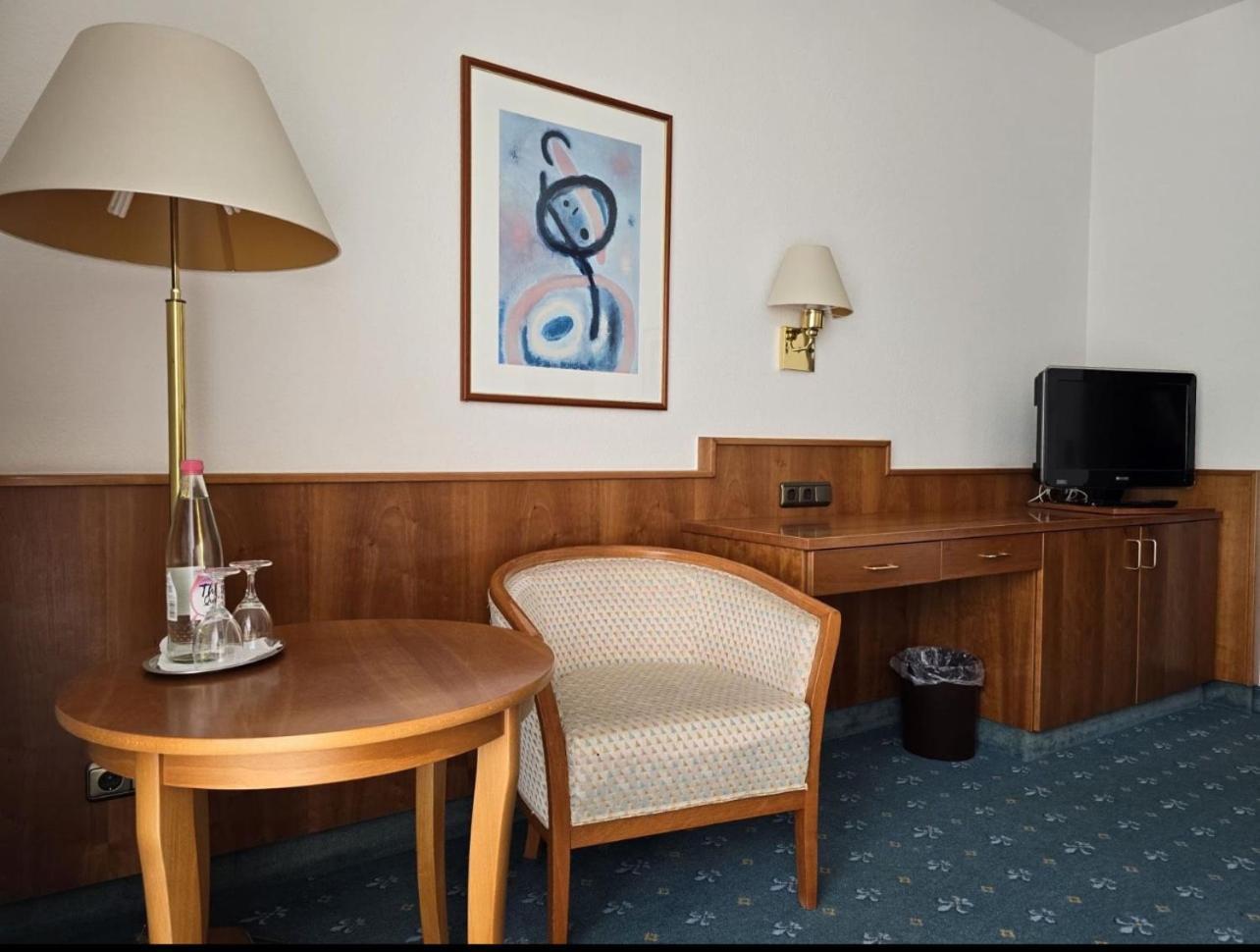 Pension De Lux Königsbrunn Εξωτερικό φωτογραφία